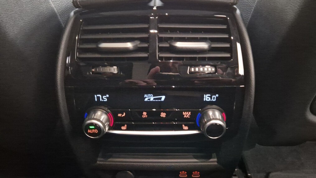 BMW Serii 5, 520