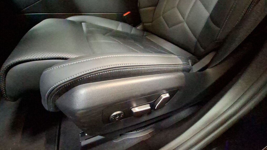 BMW Serii 5, 520
