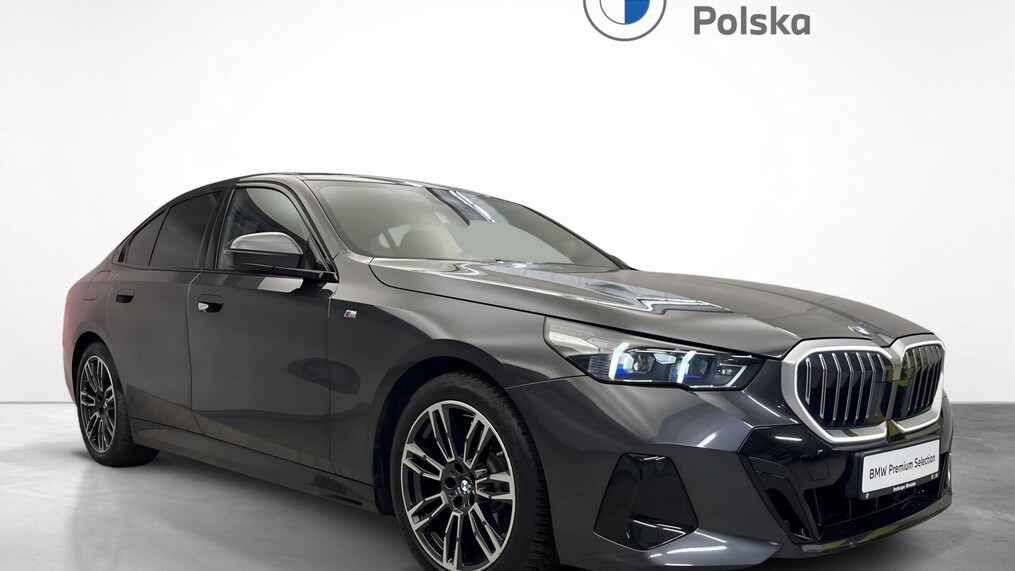 BMW Serii 5, 520
