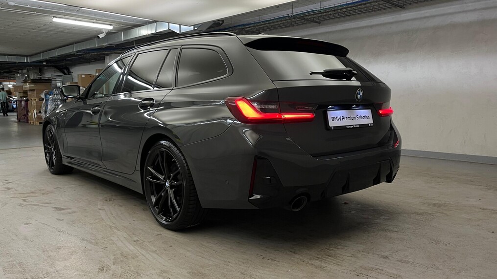 BMW Serii 3, 320