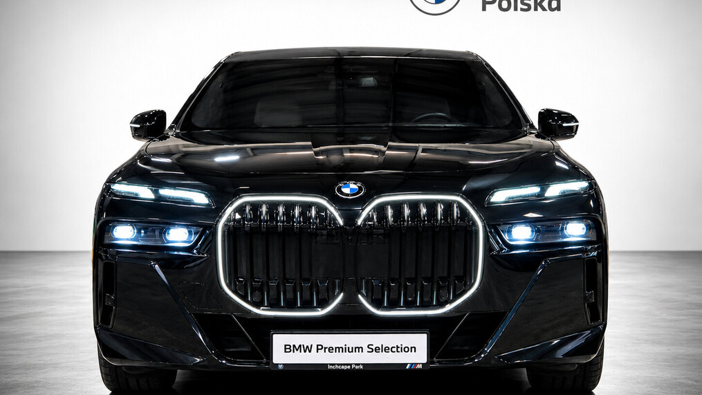BMW Serii 7, 740