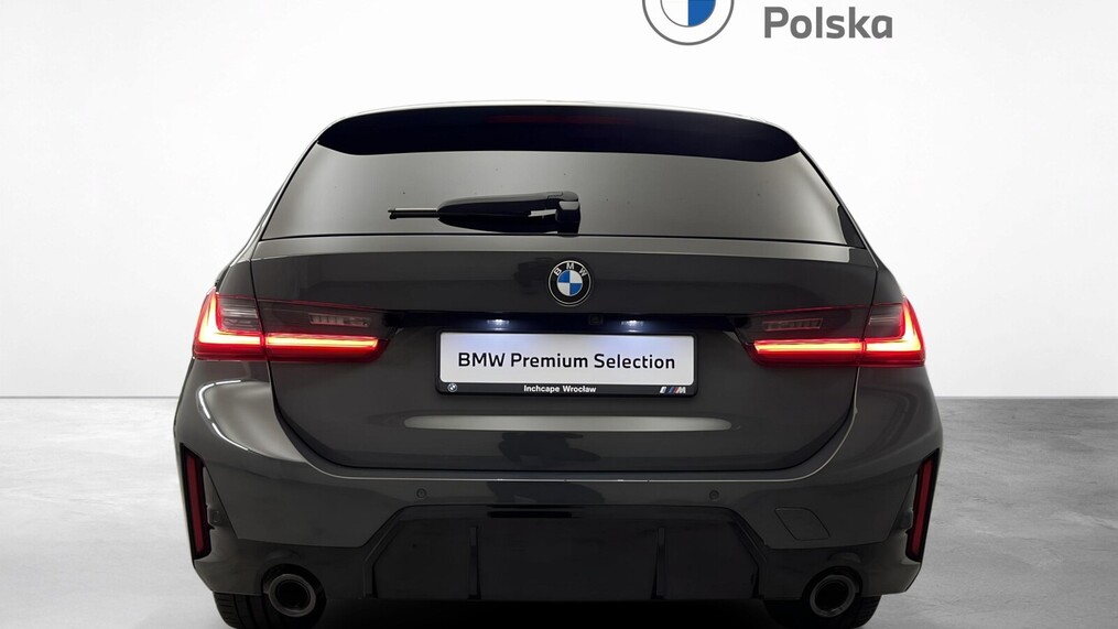 BMW Serii 3, 320