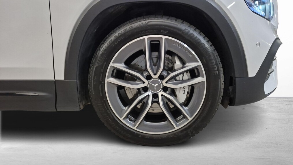 Mercedes-Benz GLB AMG 35