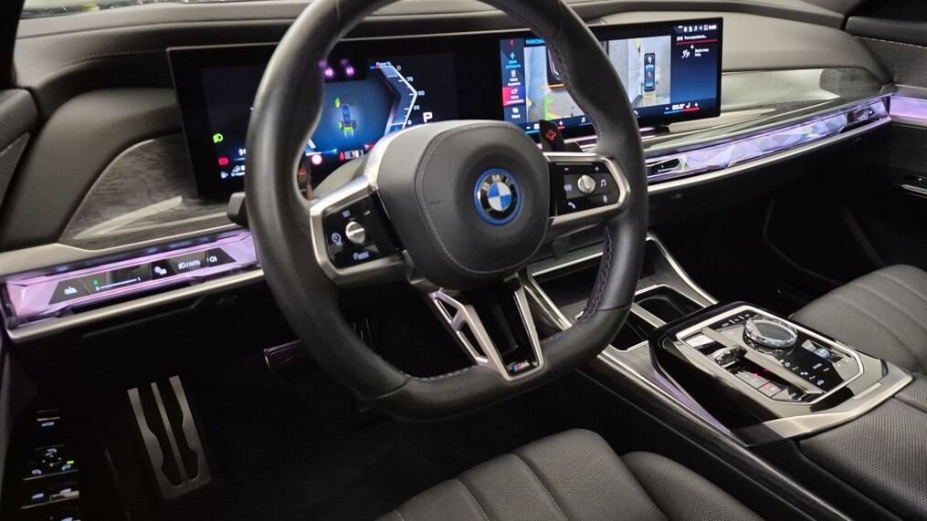 BMW Serii 7, 760