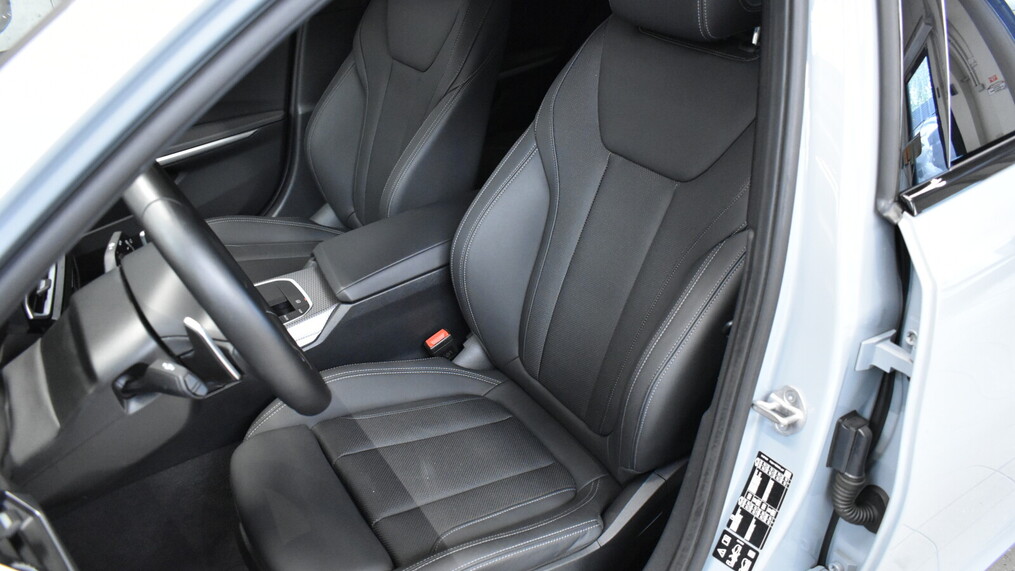 BMW Serii 3, 320