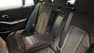 BMW Serii 3, 330