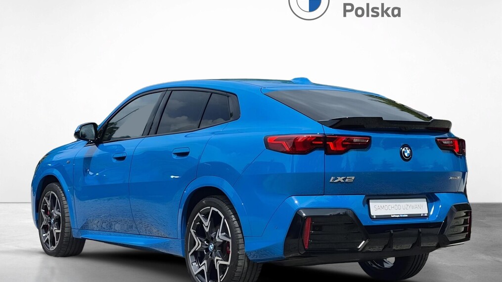 BMW iX2