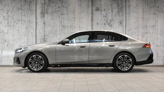 BMW Serii 5, 520