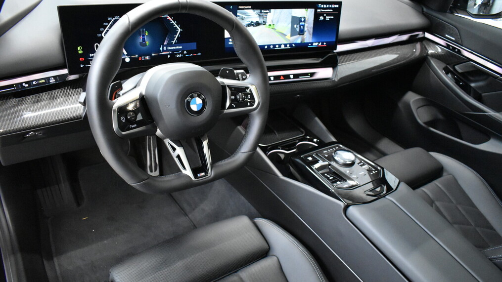BMW Serii 5, 520