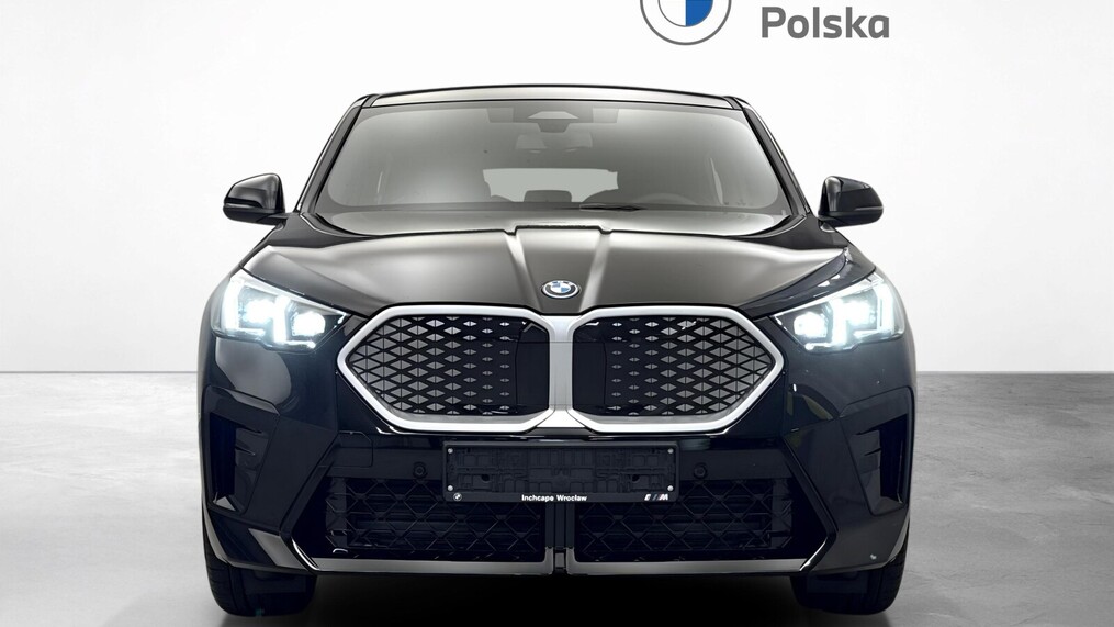 BMW iX2