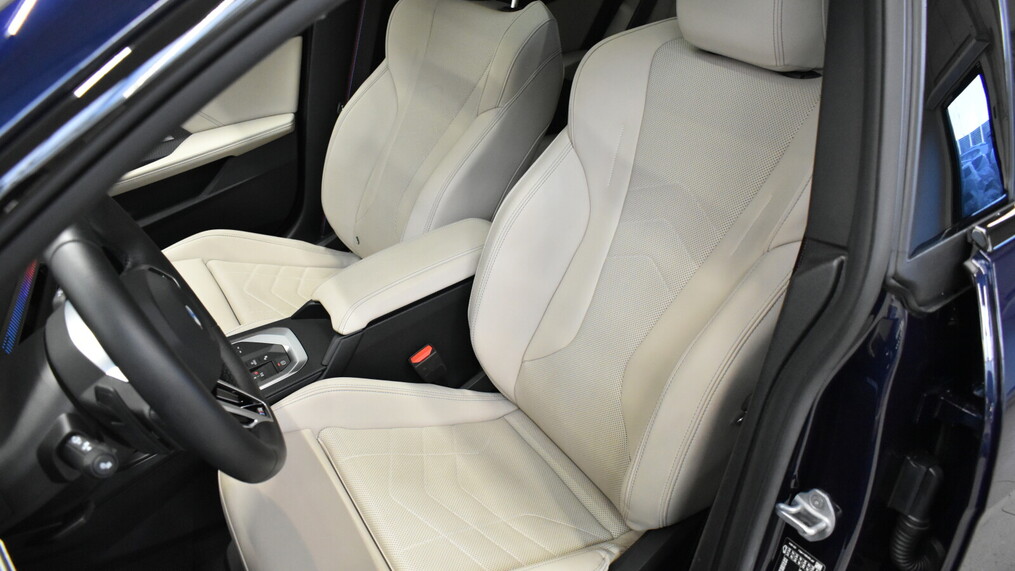 BMW Serii 2, 220