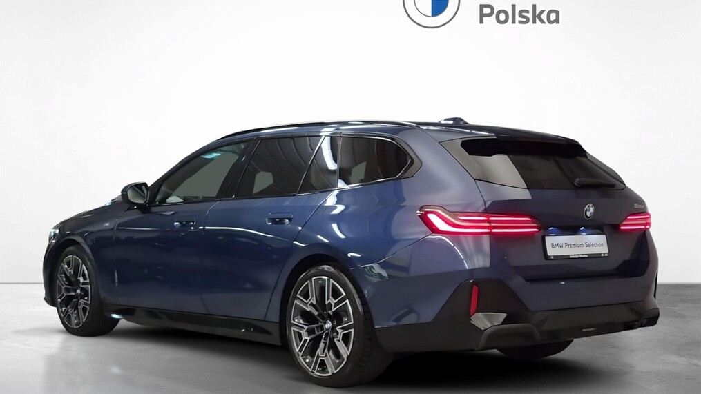 BMW Serii 5, 520