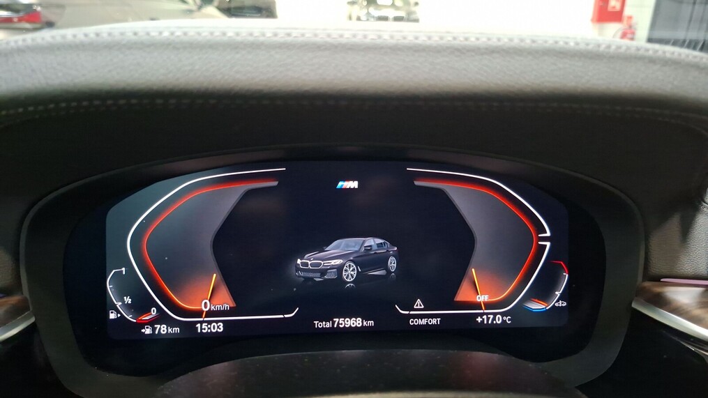 BMW Serii 5, 530