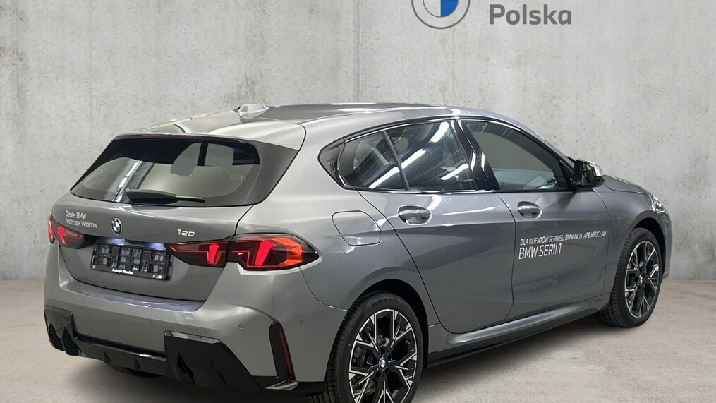 BMW Serii 1, 120