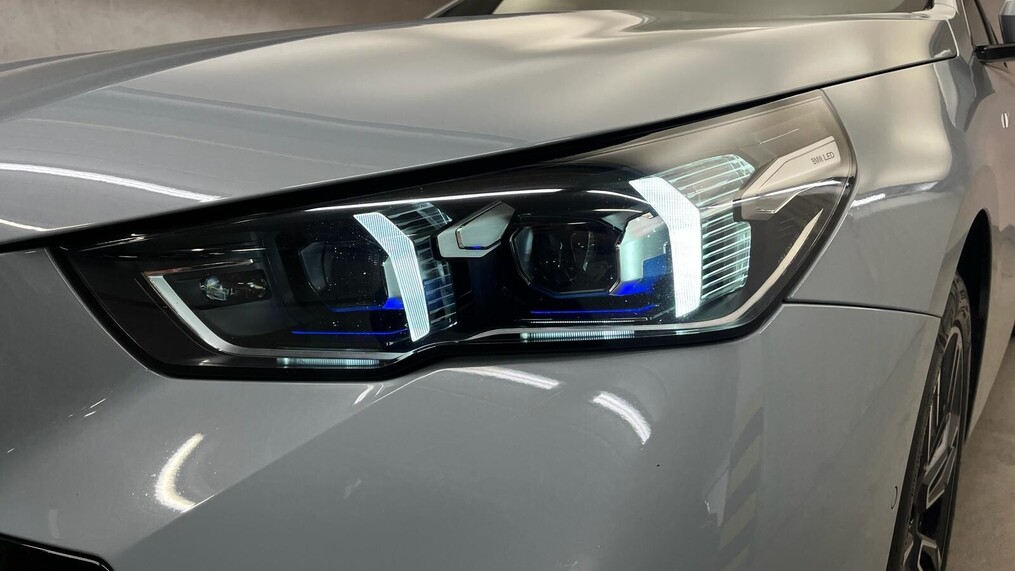 BMW Serii 5, 520