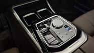 BMW Serii 7, 740