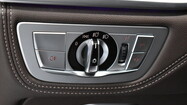 BMW Serii 7, 730