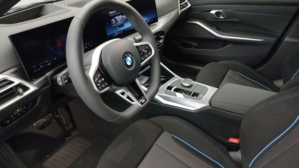 BMW Serii 3, 320