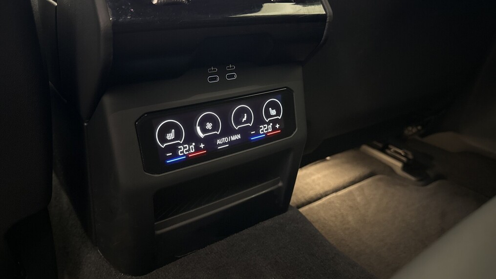 BMW Serii 5, 520