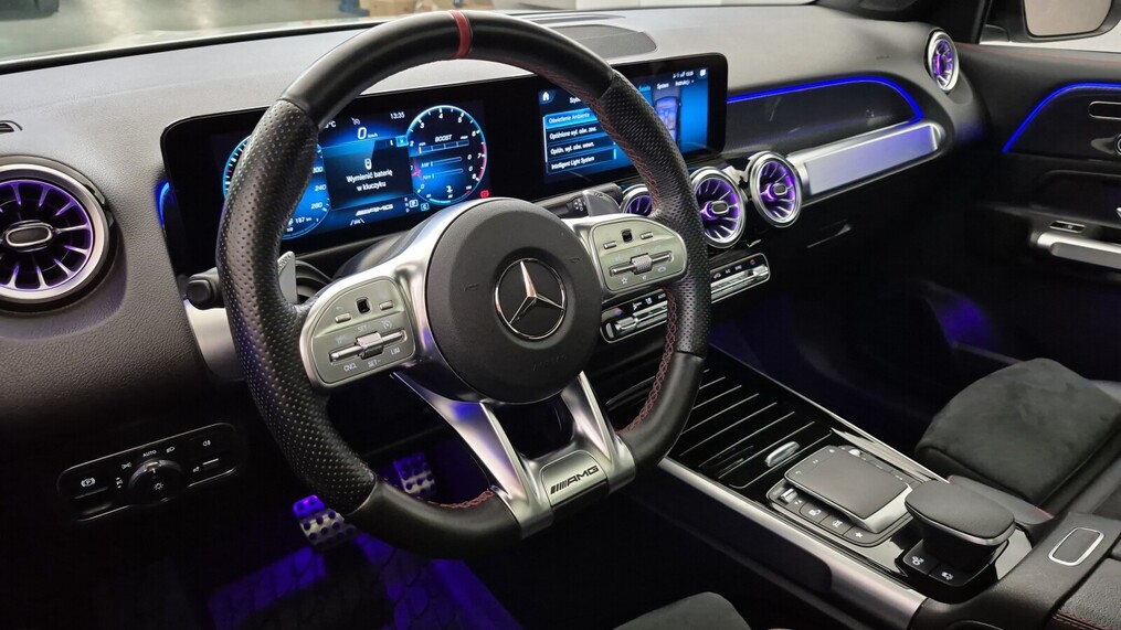Mercedes-Benz GLB AMG 35