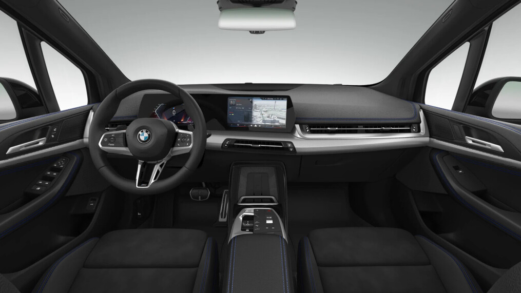 BMW Serii 2, 218