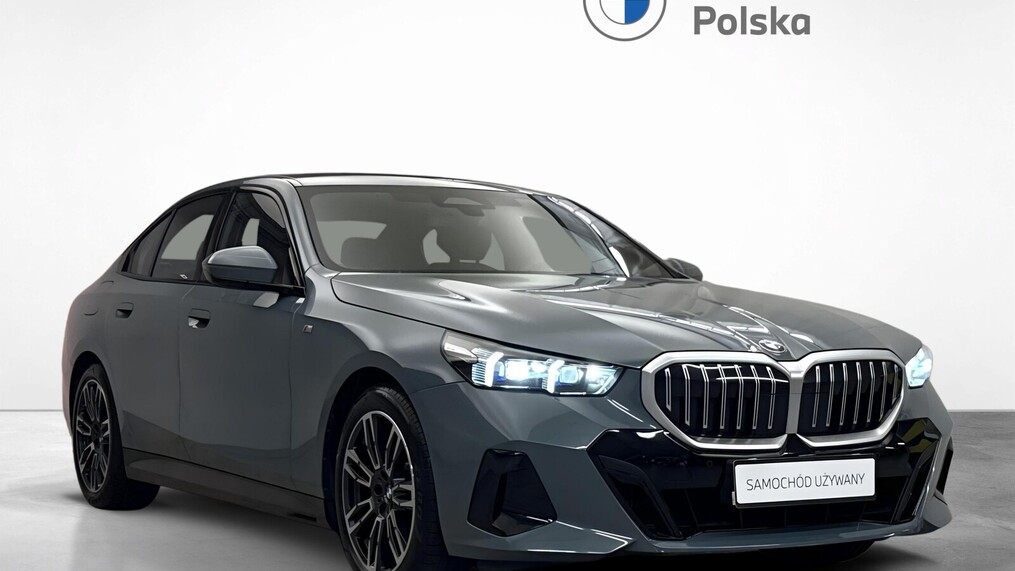 BMW Serii 5, 520