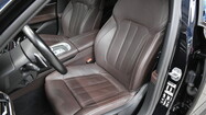 BMW Serii 7, 730