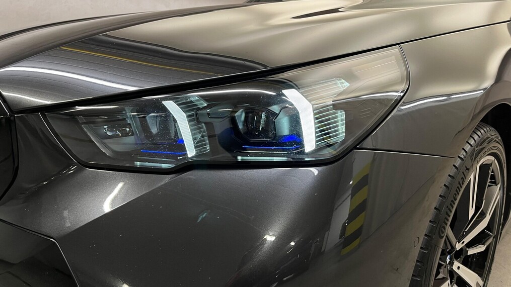 BMW Serii 5, 520