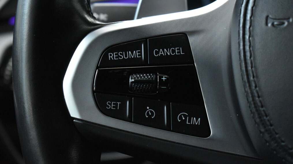 BMW Serii 5, 520