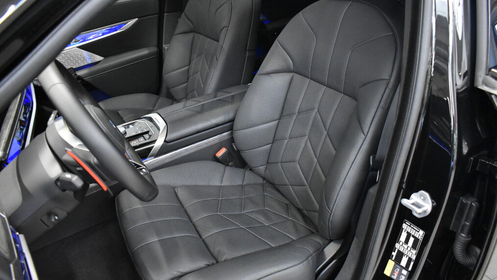 BMW Serii 7, 760