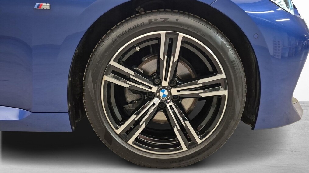 BMW Serii 2, 220