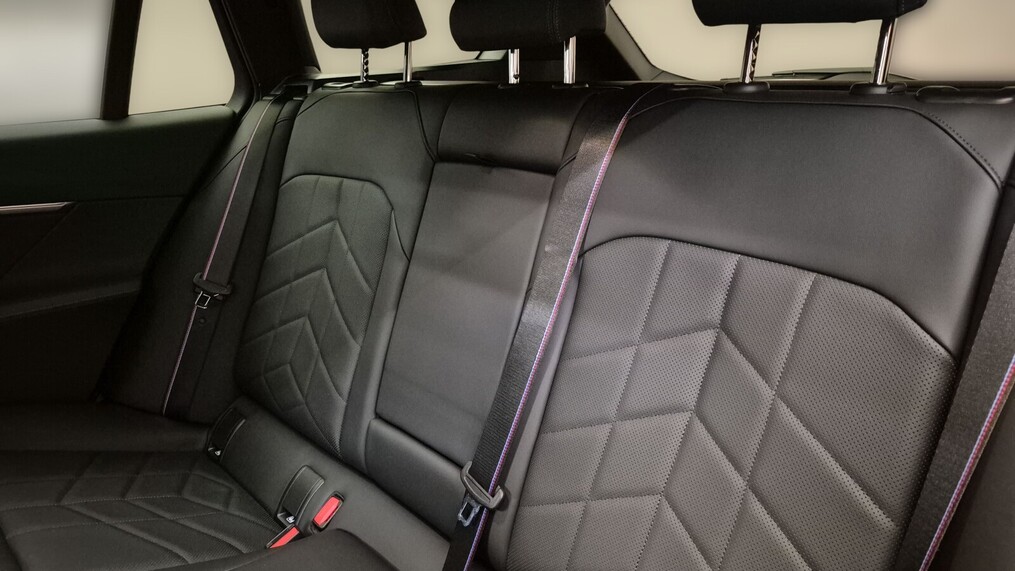BMW Serii 5, 540
