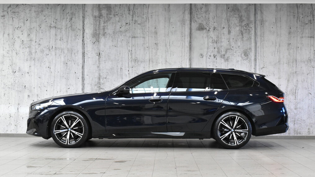 BMW Serii 5, 520