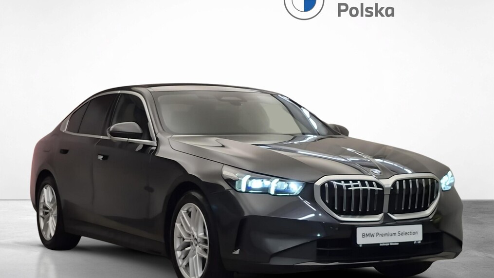 BMW Serii 5, 520