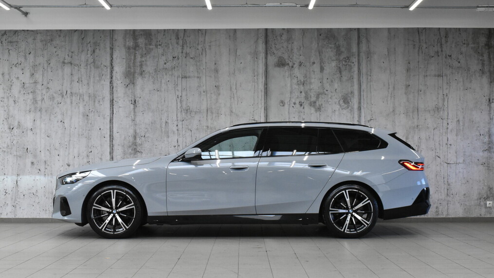 BMW Serii 5, 520
