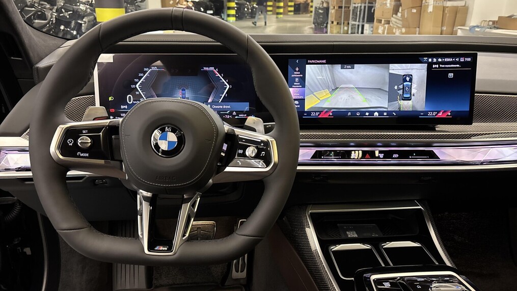BMW Serii 7, 740