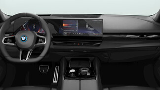 BMW Serii 5, 550