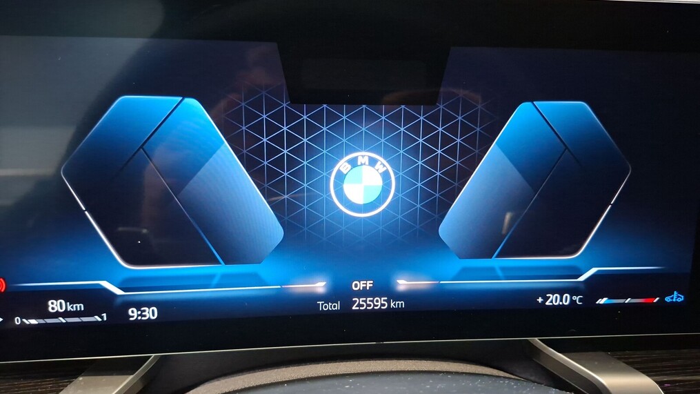 BMW Serii 7, 740