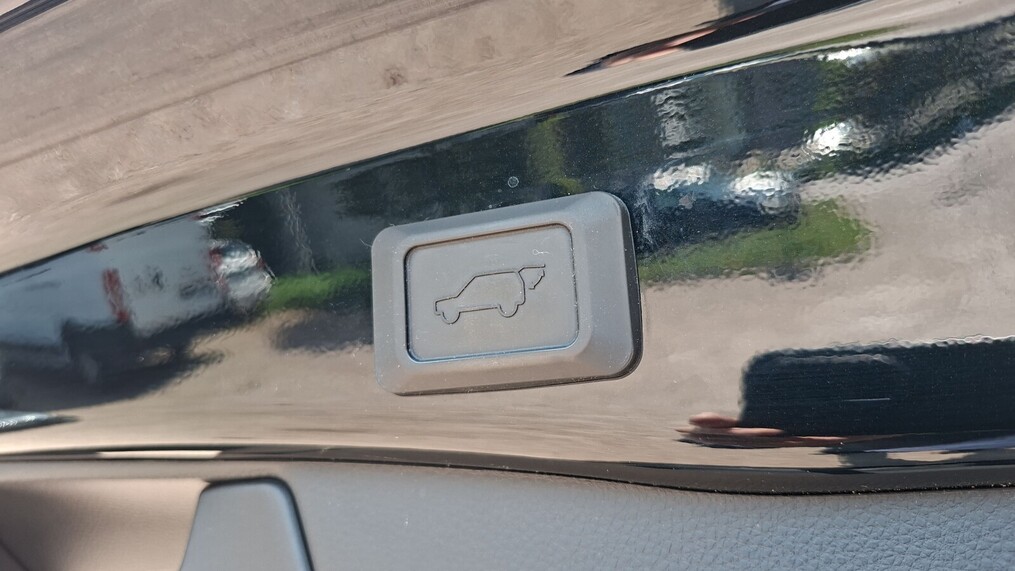 Suzuki Across
