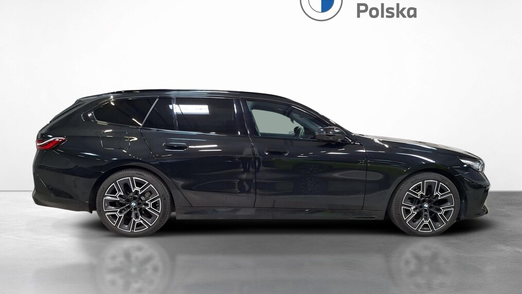 BMW Serii 5, 520