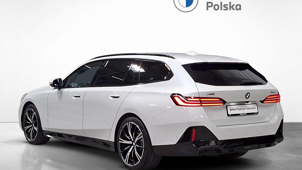 BMW Serii 5, 520