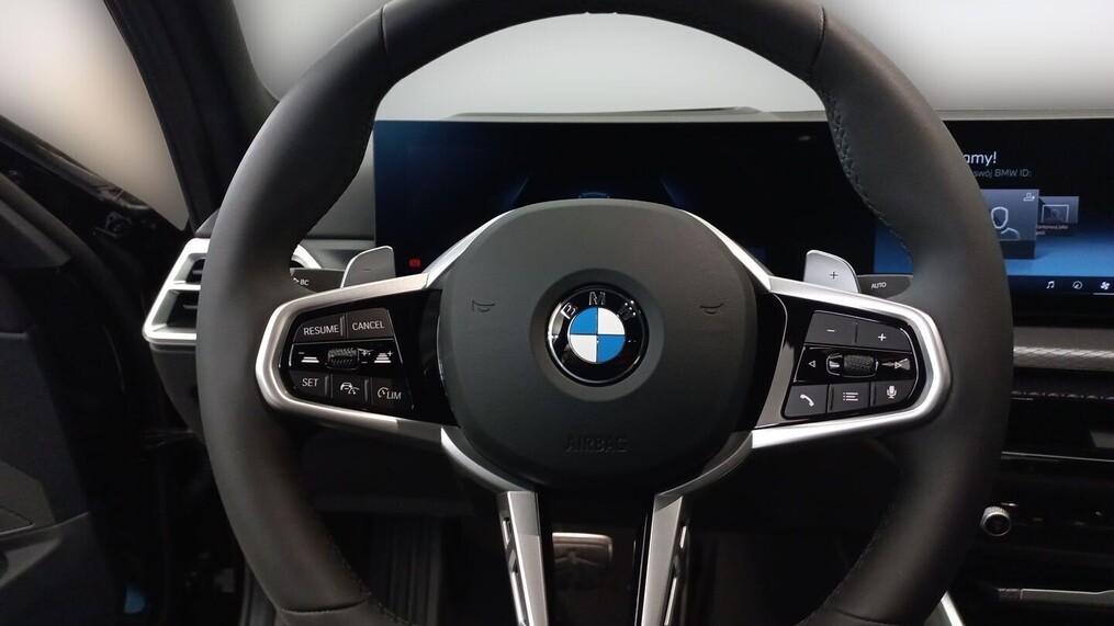 BMW Serii 3, 320