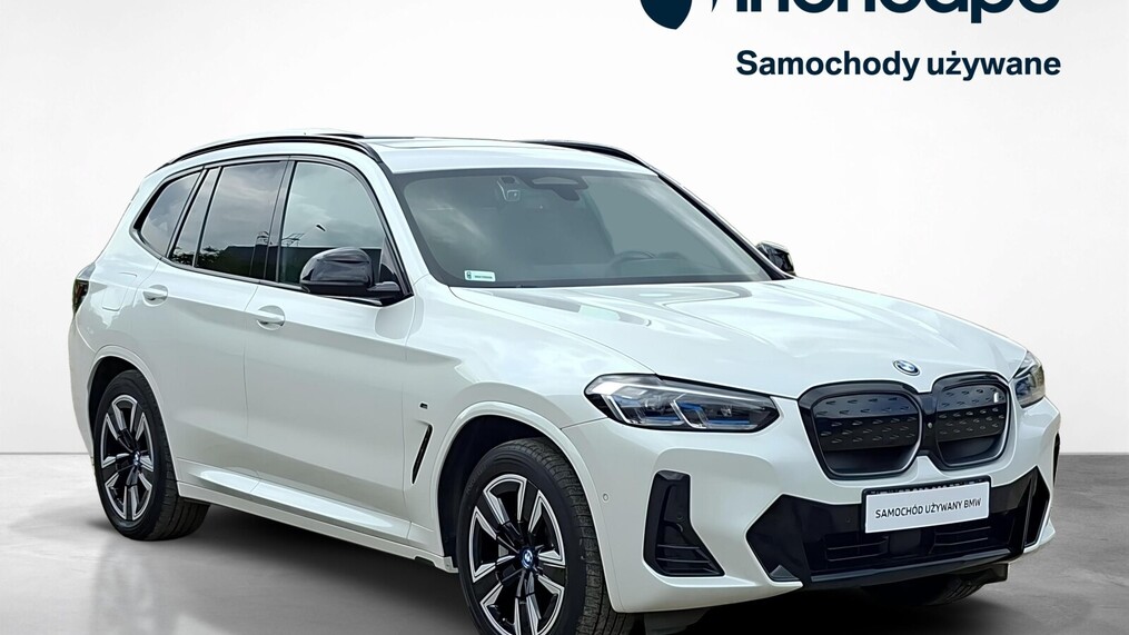 BMW iX3