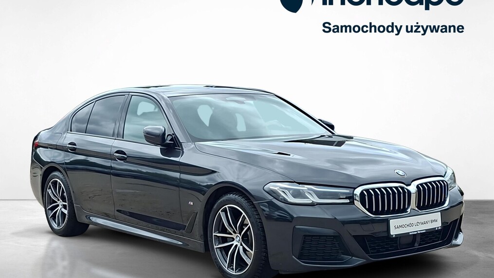 BMW Serii 5, 520
