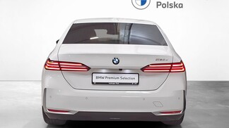BMW Serii 5, 520