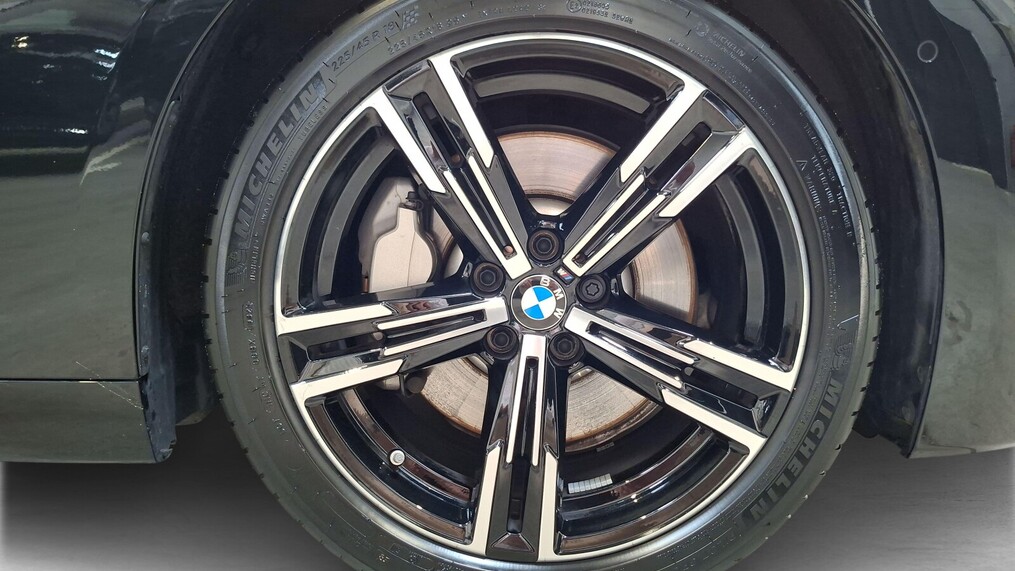 BMW Serii 2, 230