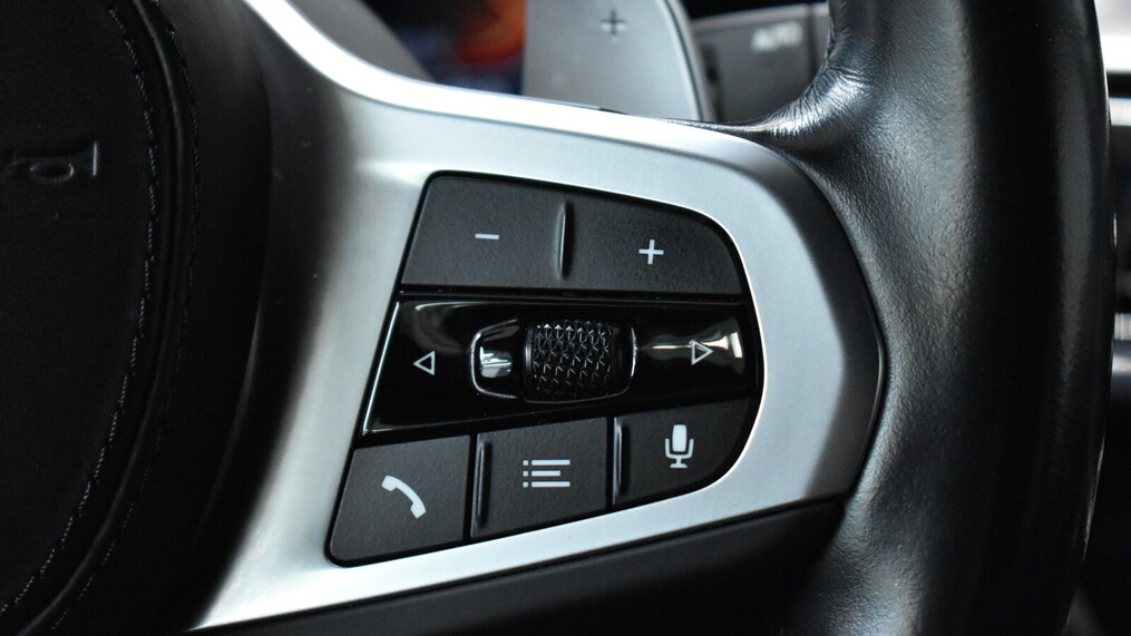 BMW Serii 5, 520