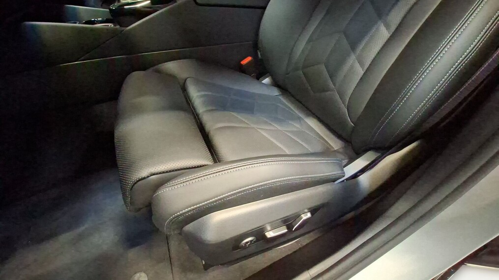 BMW Serii 5, 520