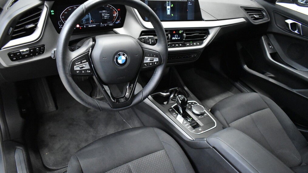 BMW Serii 1, 118