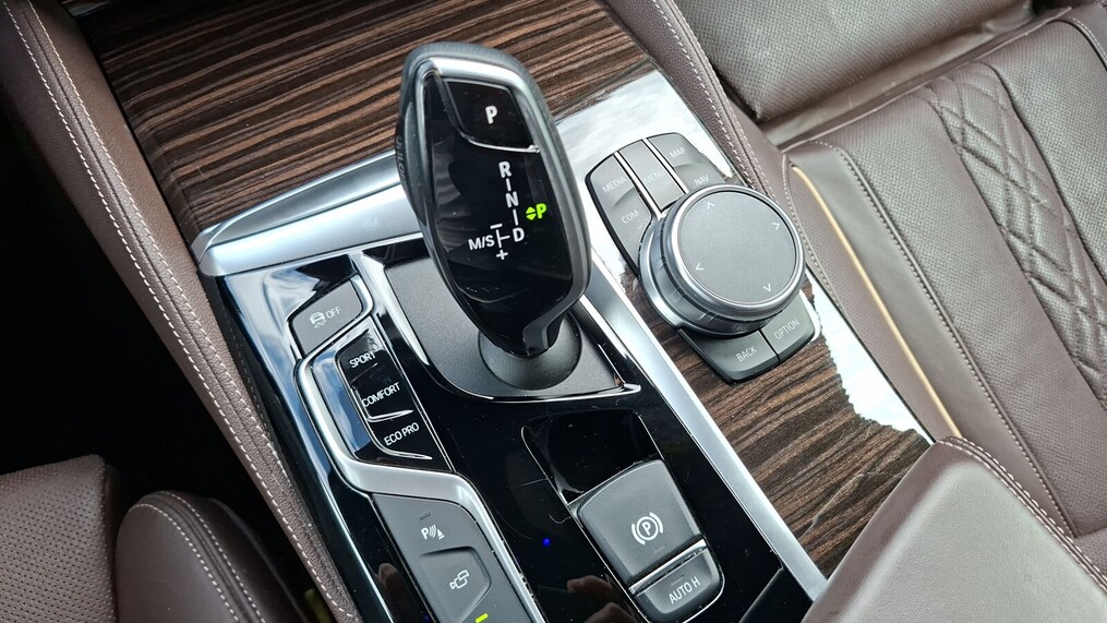 BMW 6GT